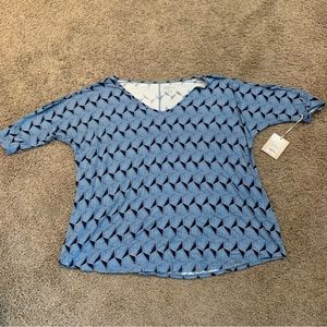 NWT A:Glow Maternity Cold Shoulder Top Medium